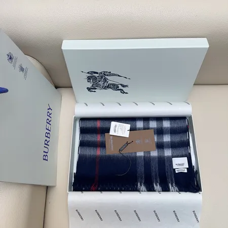 スーパーコピー バーバリー ス マフラー