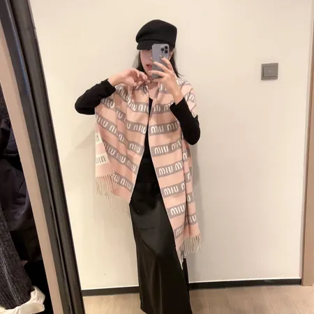 スーパーコピー フェンディ マフラー