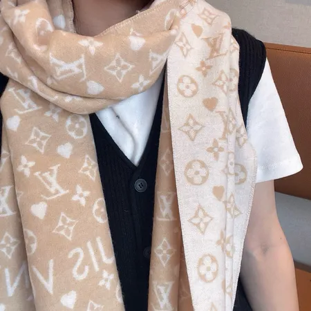 スーパーコピー ロエベ マフラー