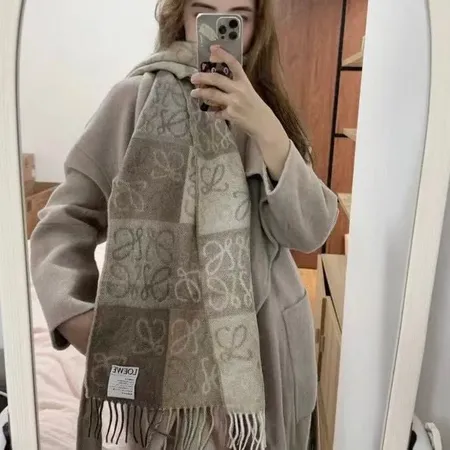 スーパーコピー ロエベ マフラー