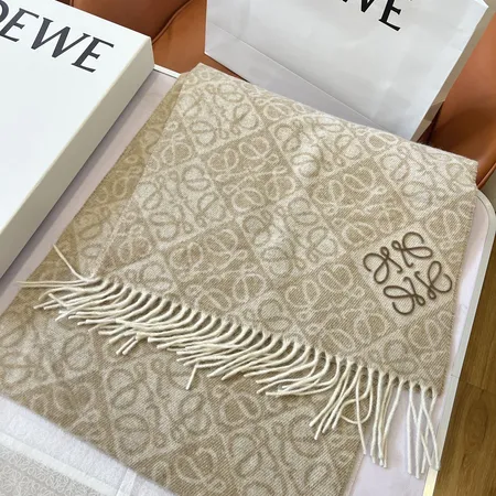 スーパーコピー ロエベ マフラー