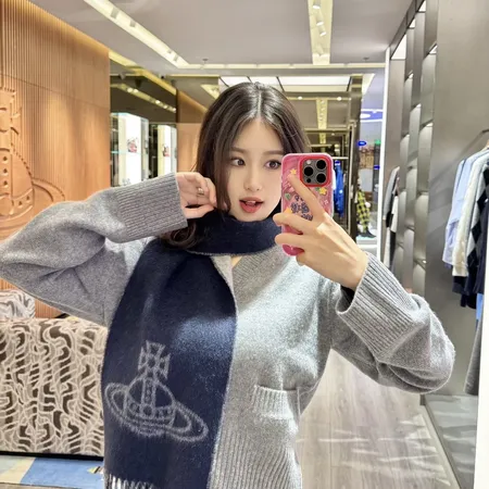 スーパーコピー ヴィヴィアン・ウエストウッド マフラー