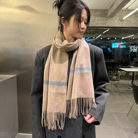 スーパーコピー ロエベ マフラー