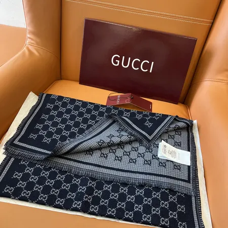 スーパーコピー グッチ マフラー