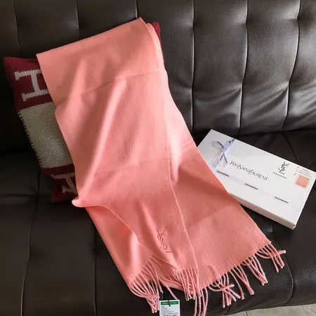 スーパーコピー バレンシアガ マフラー