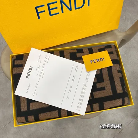 スーパーコピー フェンディ マフラー