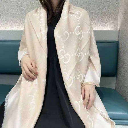 スーパーコピー グッチ マフラー