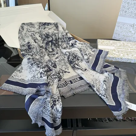  スーパーコピー ディオール マフラー