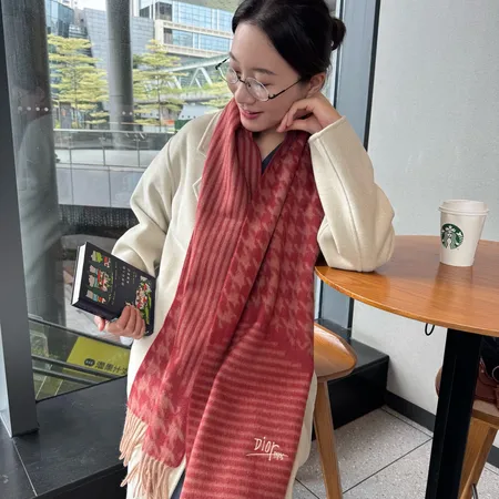 スーパーコピー ディオール マフラー