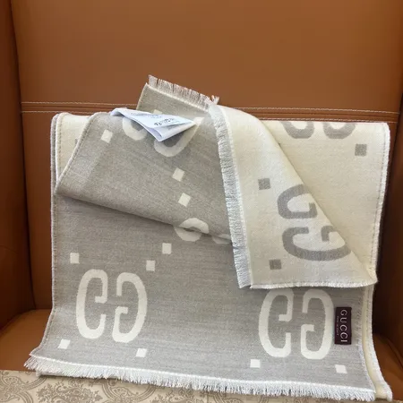 スーパーコピー グッチ マフラー