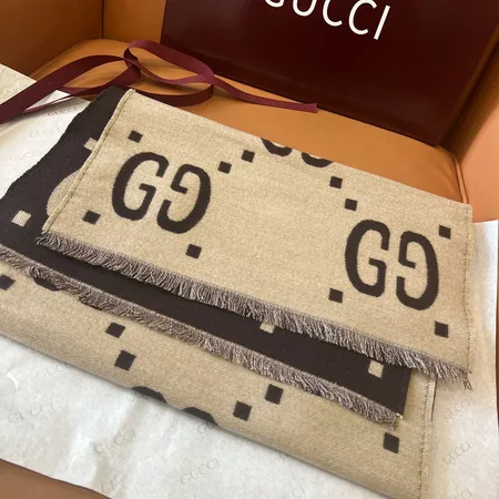 スーパーコピー グッチ マフラー