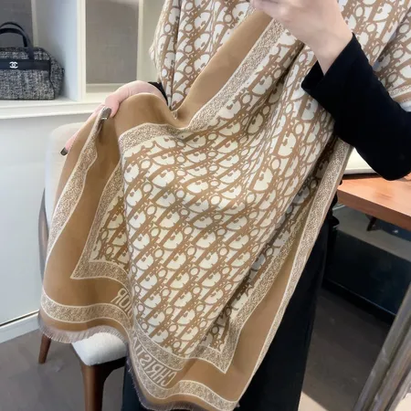 スーパーコピー ディオール マフラー