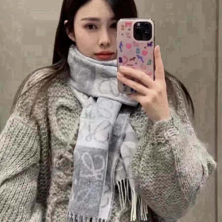 スーパーコピー ロエベ マフラー