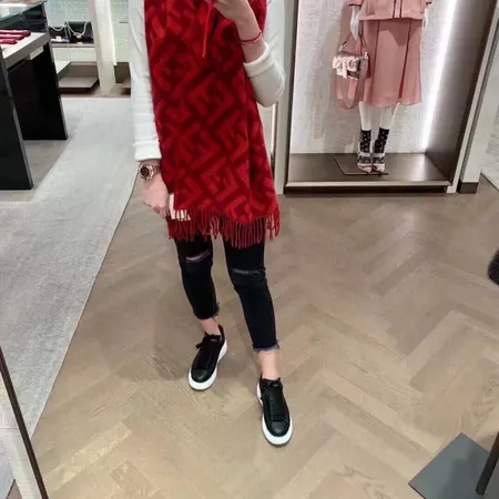 スーパーコピー フェンディ マフラー