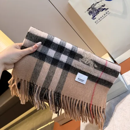 スーパーコピー バーバリー ス マフラー