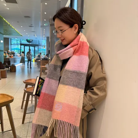 スーパーコピー ロエベ マフラー