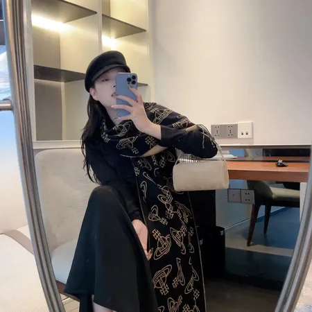 スーパーコピー ヴィヴィアン・ウエストウッド マフラー