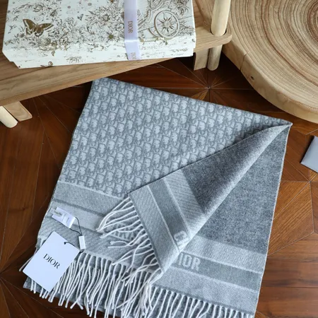 スーパーコピー ディオール マフラー