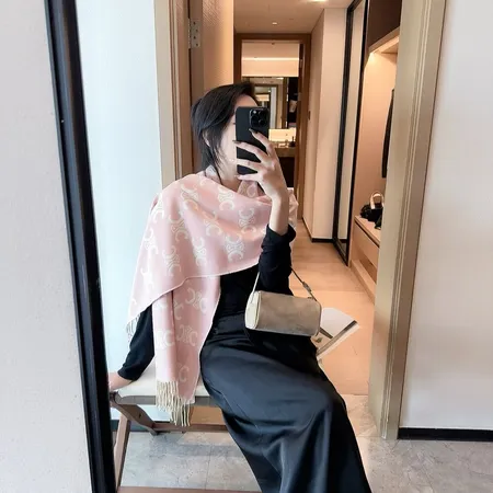  スーパーコピー ロエベ マフラー