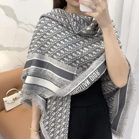 スーパーコピー ディオール マフラー