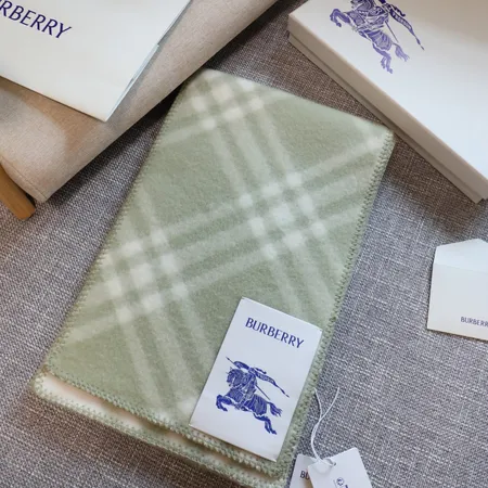 スーパーコピー バーバリー ス マフラー