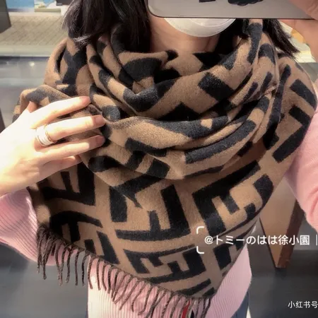 スーパーコピー フェンディ マフラー