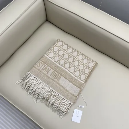 スーパーコピー ディオール マフラー