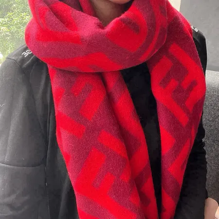 スーパーコピー フェンディ マフラー