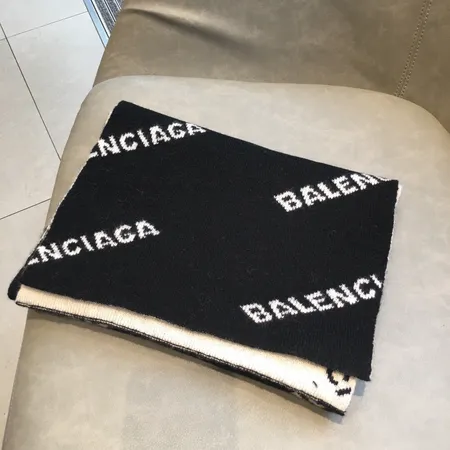 スーパーコピー セリーヌ マフラー