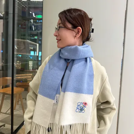 スーパーコピー ロエベ マフラー