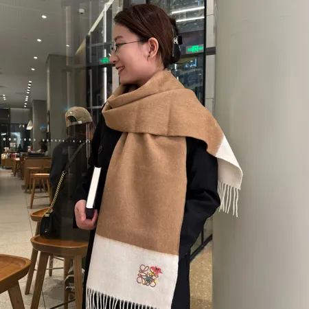 スーパーコピー ロエベ マフラー