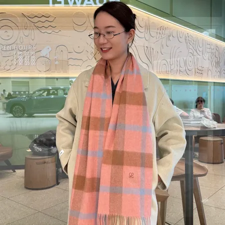 スーパーコピー ロエベ マフラー