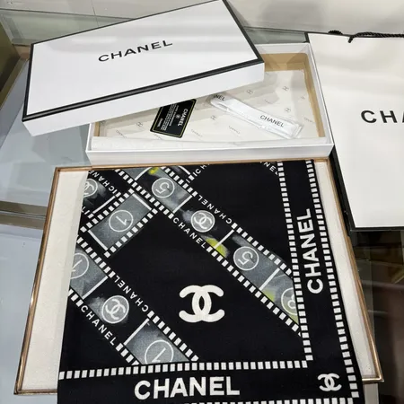 スーパーコピー シャネル マフラー