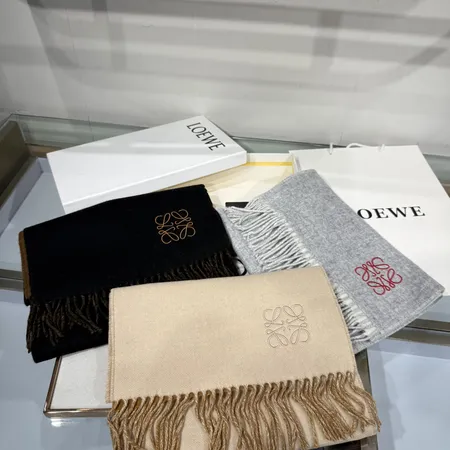 スーパーコピー ロエベ マフラー