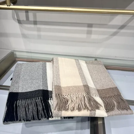 スーパーコピー ロエベ マフラー