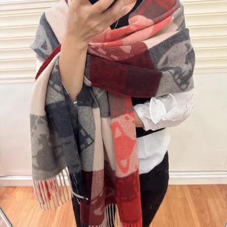 スーパーコピー ヴィヴィアン・ウエストウッド マフラー