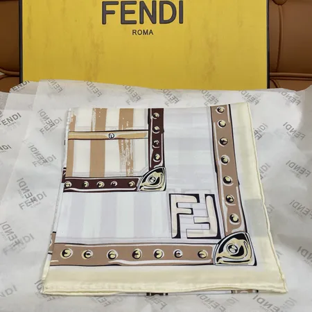 スーパーコピー フェンディ マフラー