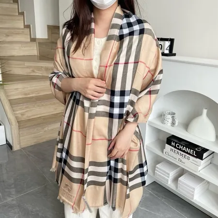 スーパーコピー バーバリー ス マフラー