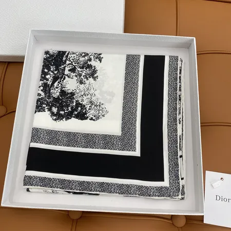 スーパーコピー ディオール マフラー