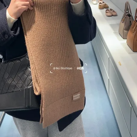 スーパーコピー フェンディ マフラー