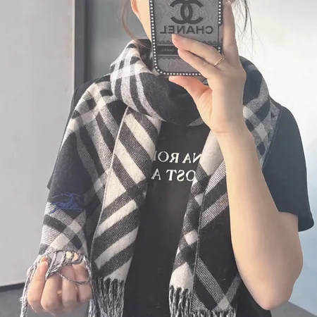 スーパーコピー バーバリー ス マフラー