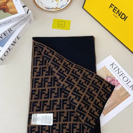 スーパーコピー フェンディ マフラー