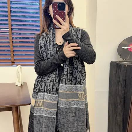 スーパーコピー ディオール マフラー