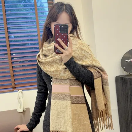 スーパーコピー ディオール マフラー