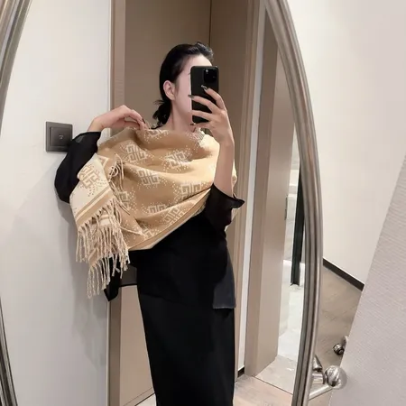 スーパーコピー ジバンシィ マフラー