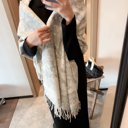 スーパーコピー ディオール マフラー