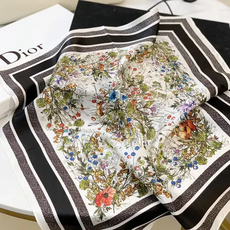 スーパーコピー ディオール マフラー