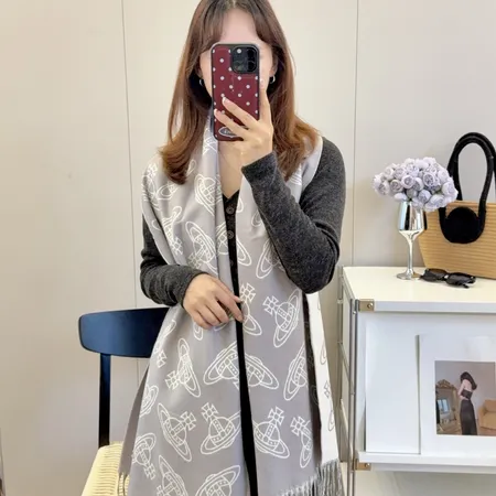 スーパーコピー ヴィヴィアン・ウエストウッド マフラー