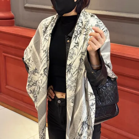 スーパーコピー ディオール マフラー