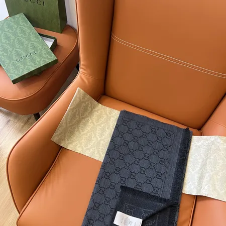 スーパーコピー グッチ マフラー